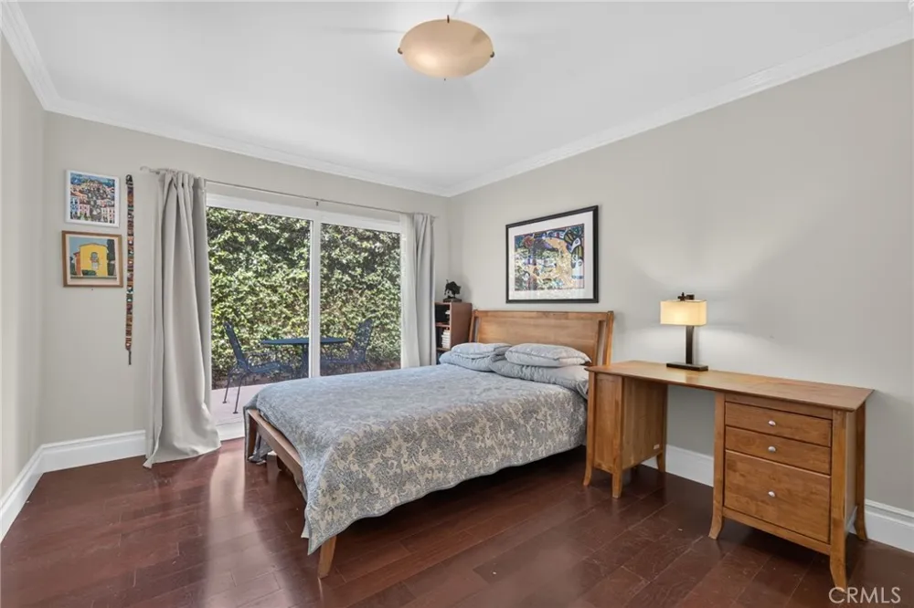 610 S Orange Grove Boulevard #5 Pasadena, CA 91105