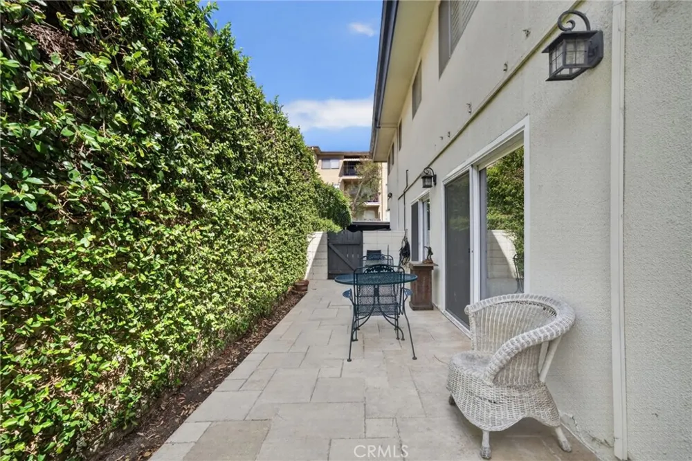 610 S Orange Grove Boulevard #5 Pasadena, CA 91105