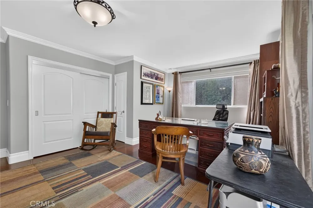610 S Orange Grove Boulevard #5 Pasadena, CA 91105