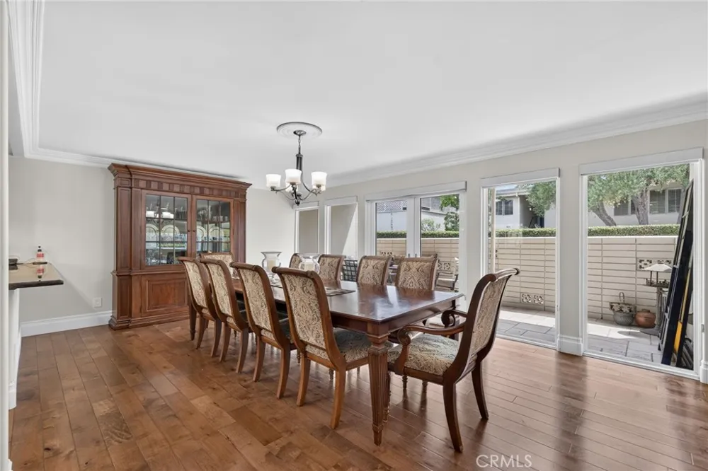 610 S Orange Grove Boulevard #5 Pasadena, CA 91105