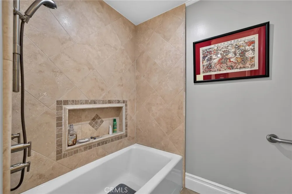 610 S Orange Grove Boulevard #5 Pasadena, CA 91105