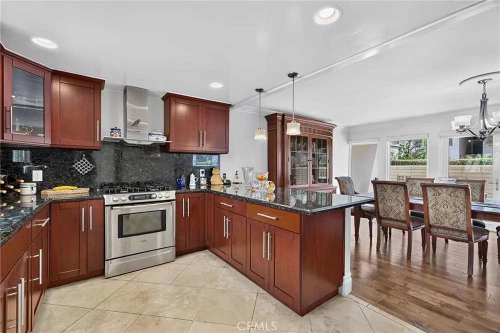 610 S Orange Grove Boulevard #5 Pasadena, CA 91105