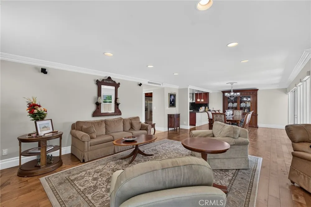 610 S Orange Grove Boulevard #5 Pasadena, CA 91105