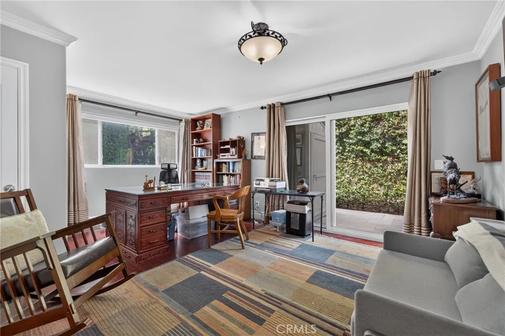 610 S Orange Grove Boulevard #5 Pasadena, CA 91105