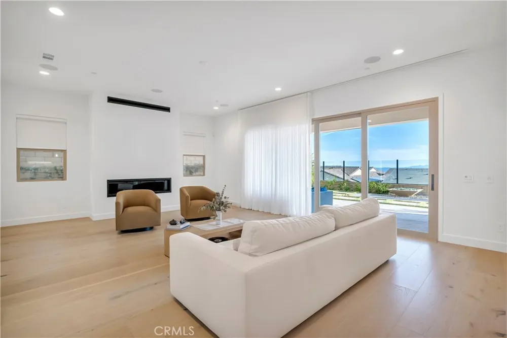 21304 Wildflower Chatsworth, CA 91311