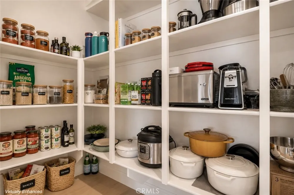 21304 Wildflower Chatsworth, CA 91311