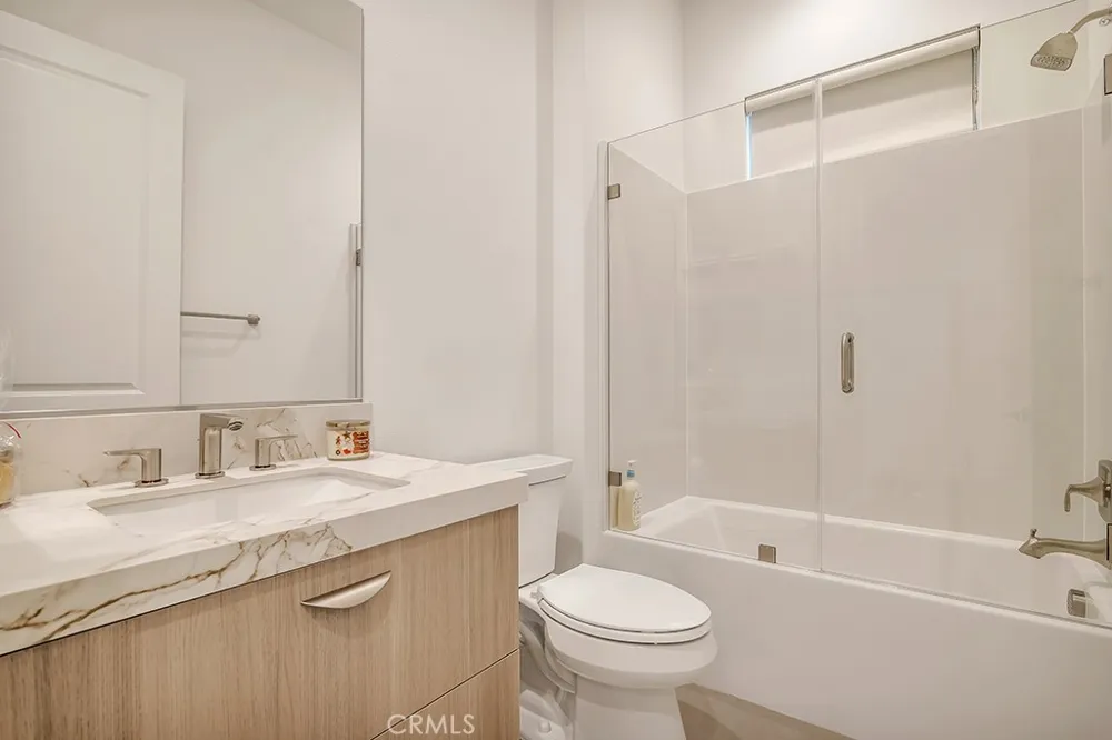 21304 Wildflower Chatsworth, CA 91311