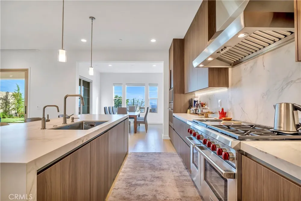 21304 Wildflower Chatsworth, CA 91311
