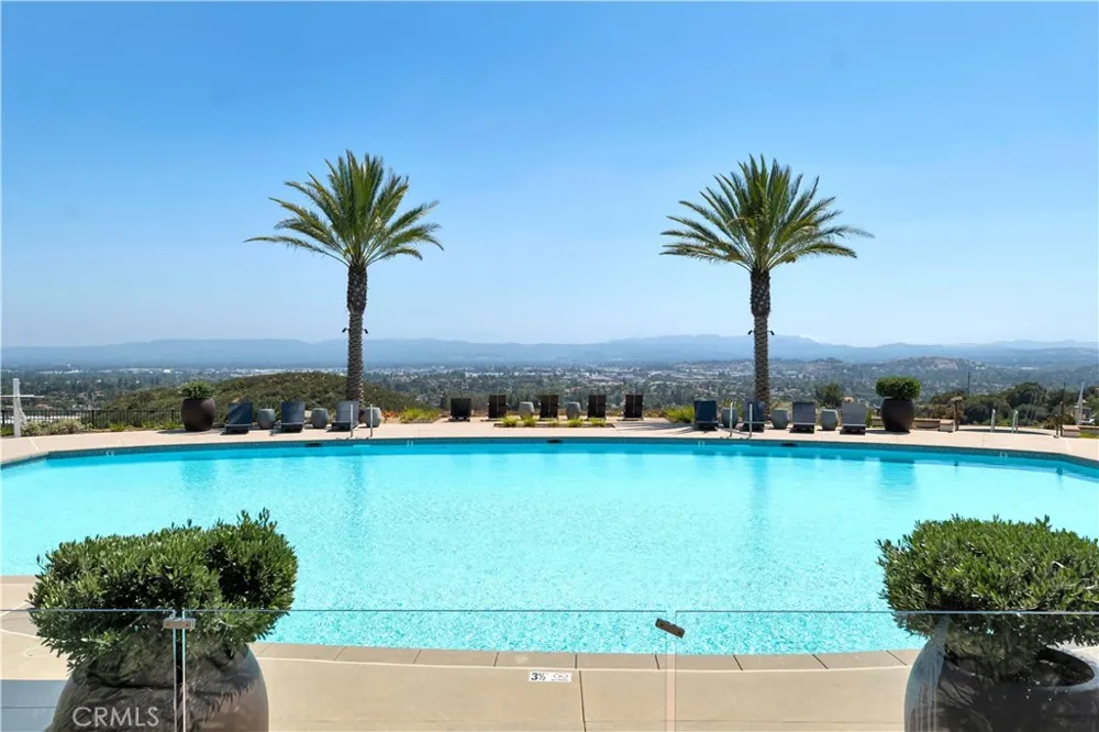 21304 Wildflower Chatsworth, CA 91311