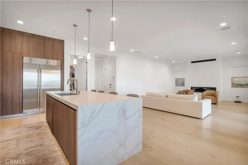 21304 Wildflower Chatsworth, CA 91311