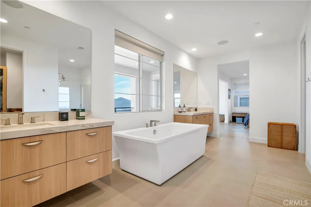 21304 Wildflower Chatsworth, CA 91311