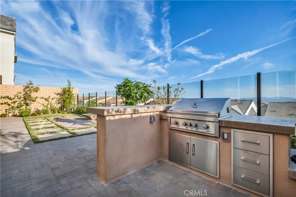 21304 Wildflower Chatsworth, CA 91311