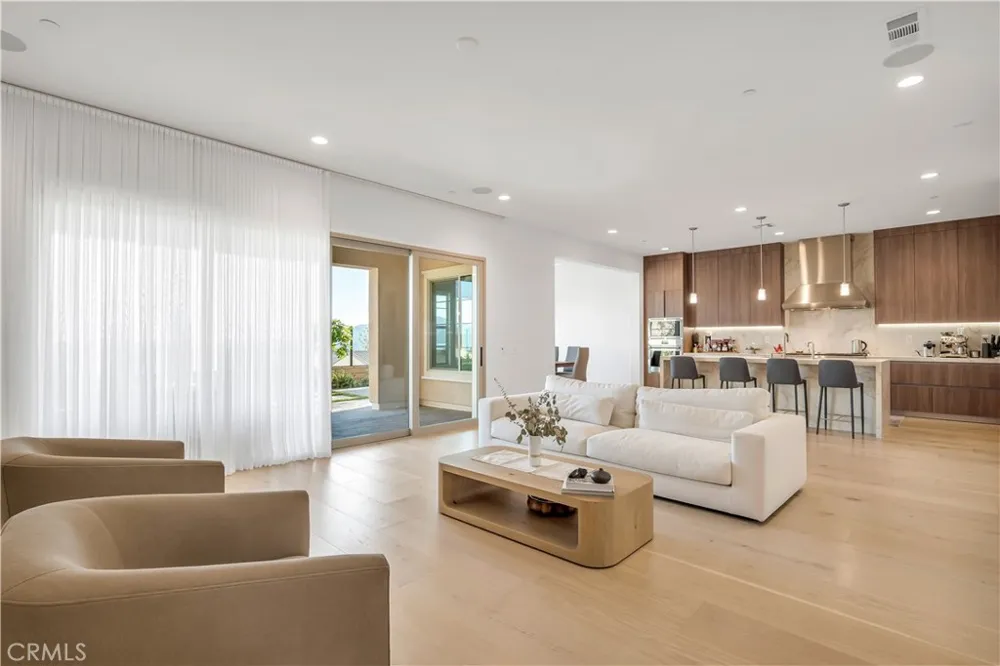 21304 Wildflower Chatsworth, CA 91311