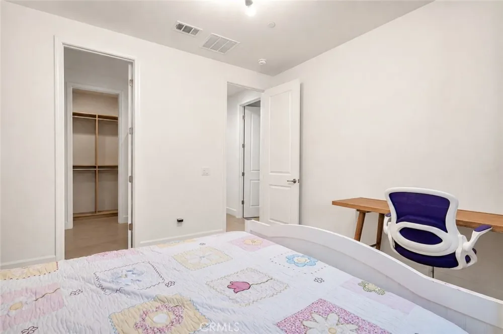 21304 Wildflower Chatsworth, CA 91311