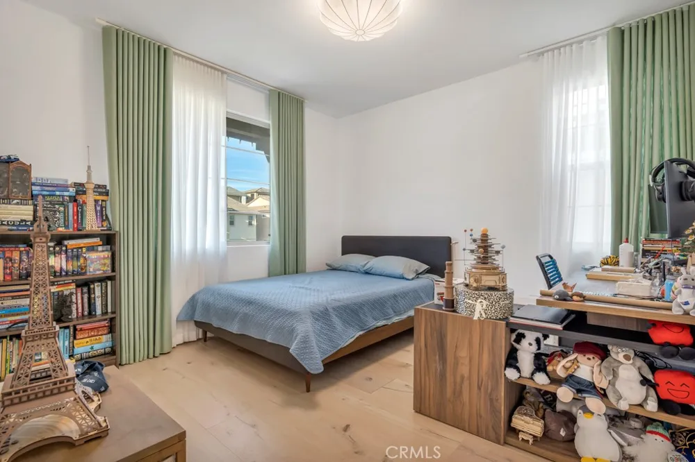 21304 Wildflower Chatsworth, CA 91311