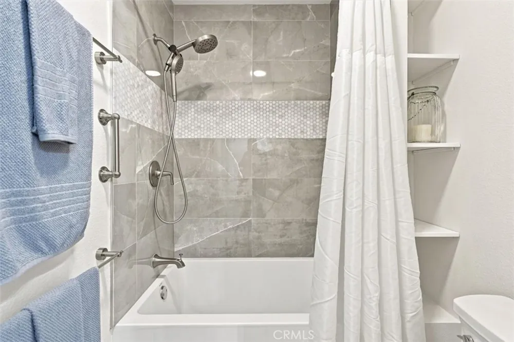 27251 Via Burgos Mission Viejo, CA 92691