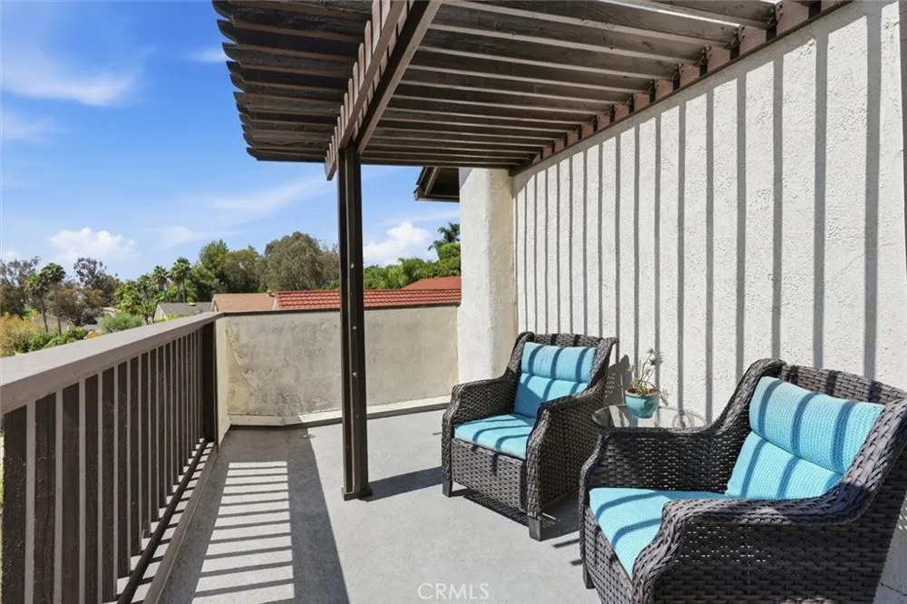 27251 Via Burgos Mission Viejo, CA 92691