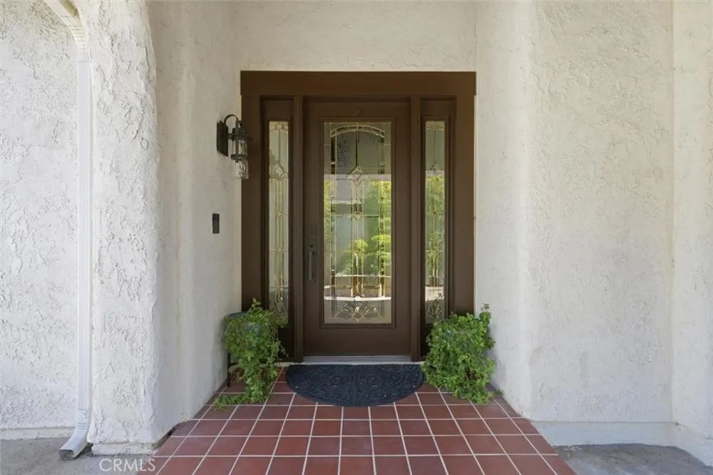 27251 Via Burgos Mission Viejo, CA 92691