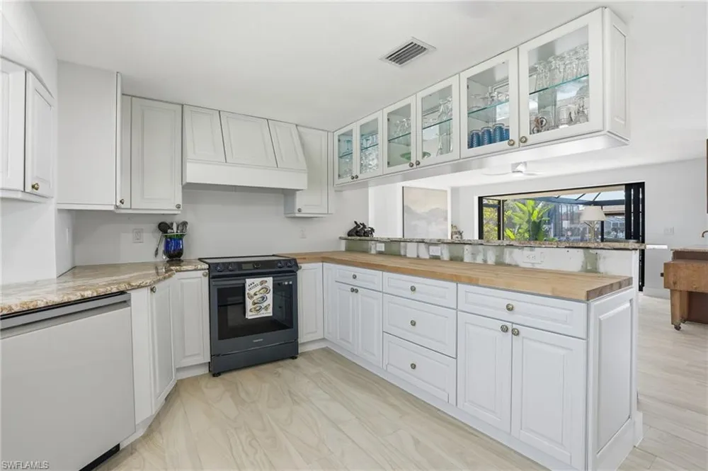 120 Albatross Street Fort Myers Beach, FL 33931