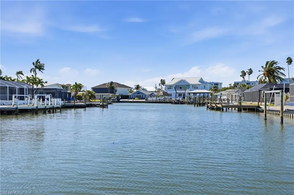 120 Albatross Street Fort Myers Beach, FL 33931