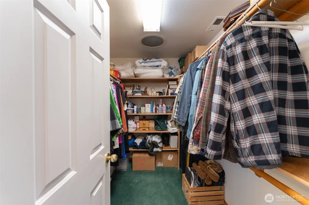 104 Angels Lane Kalama, WA 98625