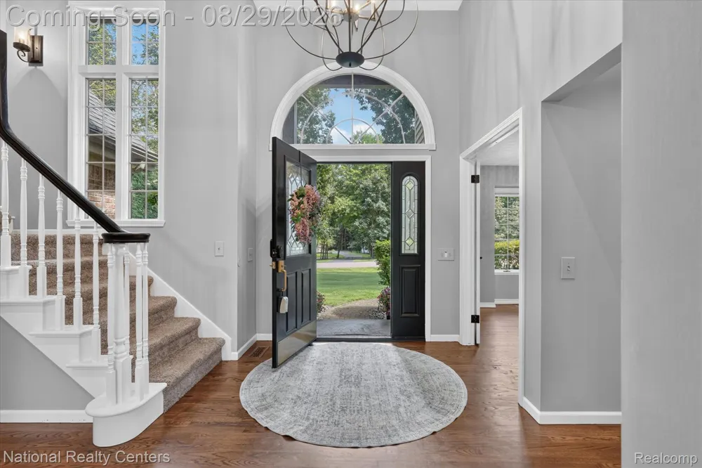 1573 Moonlight Drive Hartland Township, MI 48843