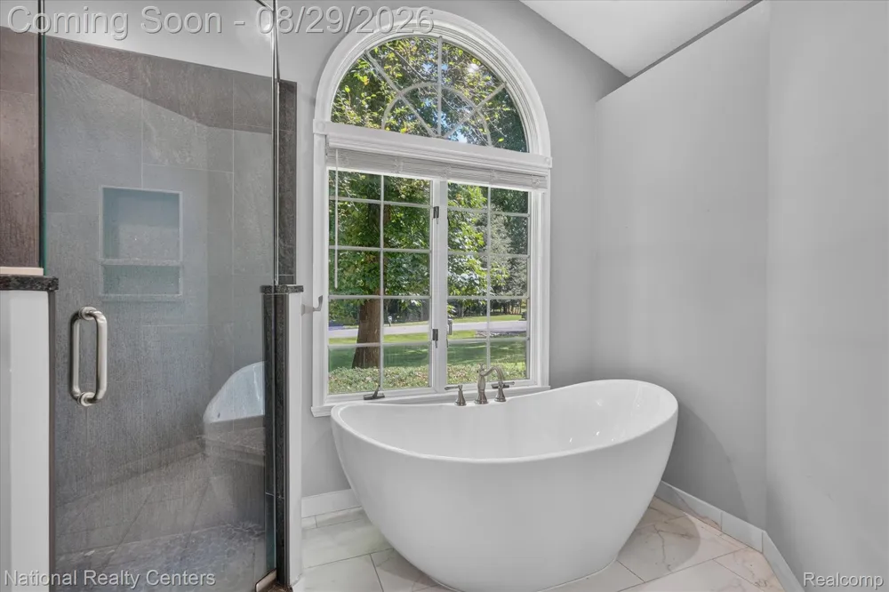 1573 Moonlight Drive Hartland Township, MI 48843