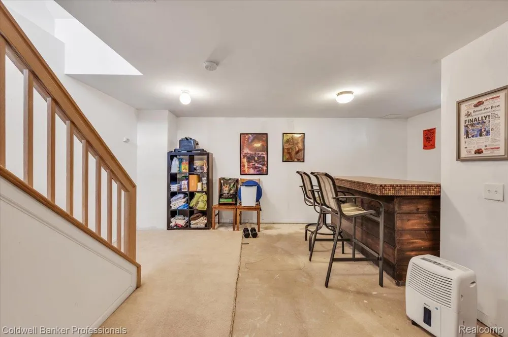 864 Carriage Hill Drive Fenton City, MI 48430
