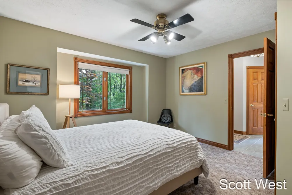 7181 River Glen Drive Caledonia Township, MI 49316