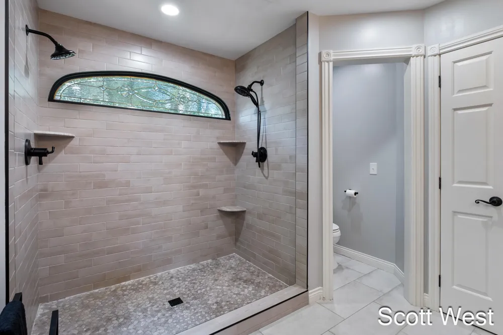 7181 River Glen Drive Caledonia Township, MI 49316