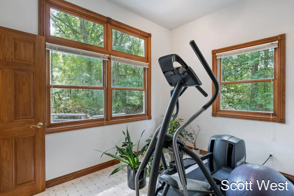 7181 River Glen Drive Caledonia Township, MI 49316