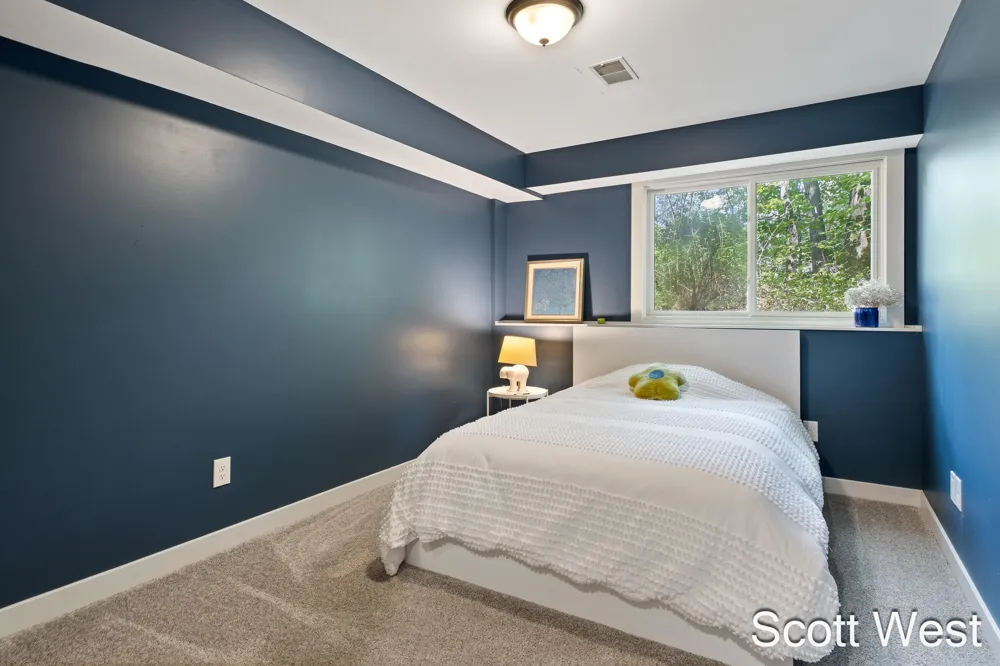 7181 River Glen Drive Caledonia Township, MI 49316