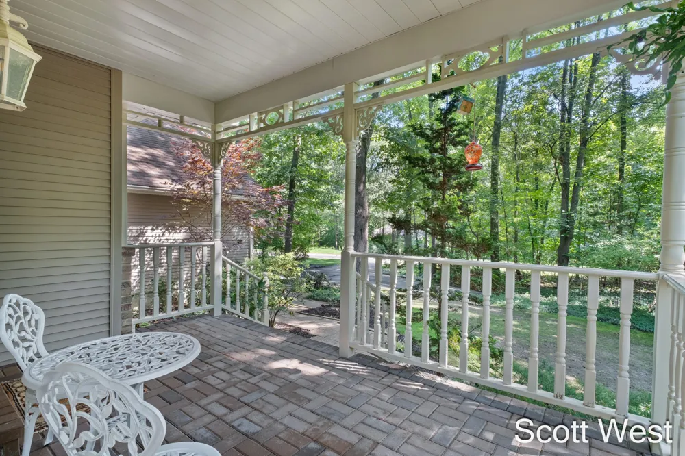 7181 River Glen Drive Caledonia Township, MI 49316