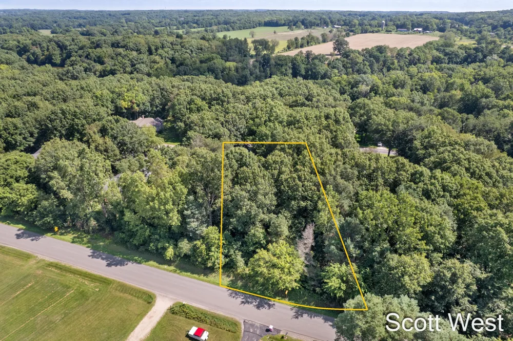 7181 River Glen Drive Caledonia Township, MI 49316