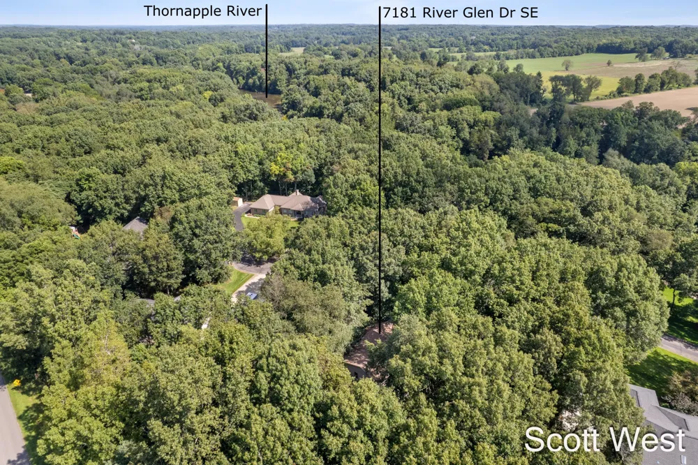 7181 River Glen Drive Caledonia Township, MI 49316
