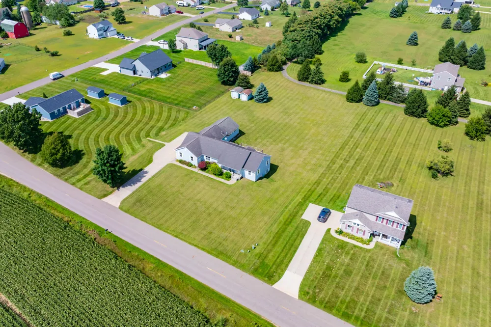 30479 52nd Avenue Antwerp Township, MI 49079