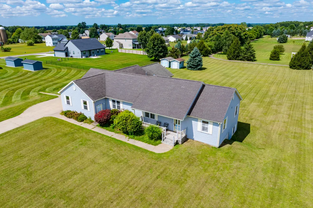 30479 52nd Avenue Antwerp Township, MI 49079