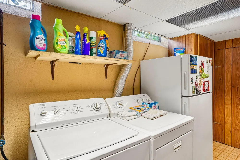 26347 Midway Street Dearborn Heights City, MI 48127