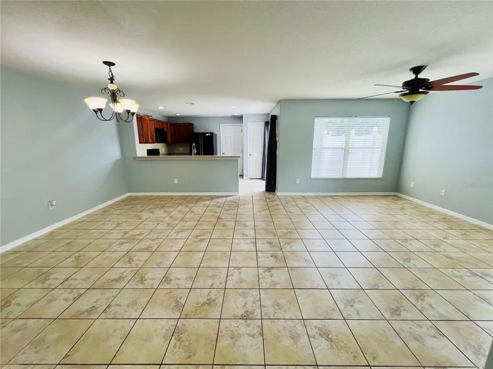 13672 CYGNUS DRIVE Orlando, FL 32828