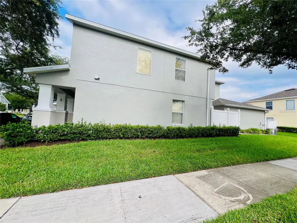13672 CYGNUS DRIVE Orlando, FL 32828
