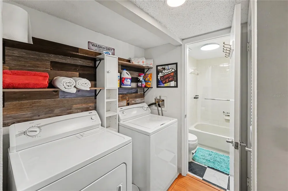12900 VONN ROAD #E204 Largo, FL 33774