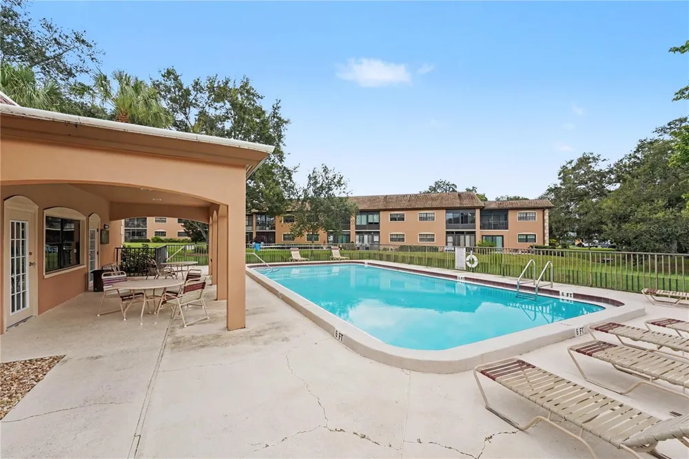 12900 VONN ROAD #E204 Largo, FL 33774