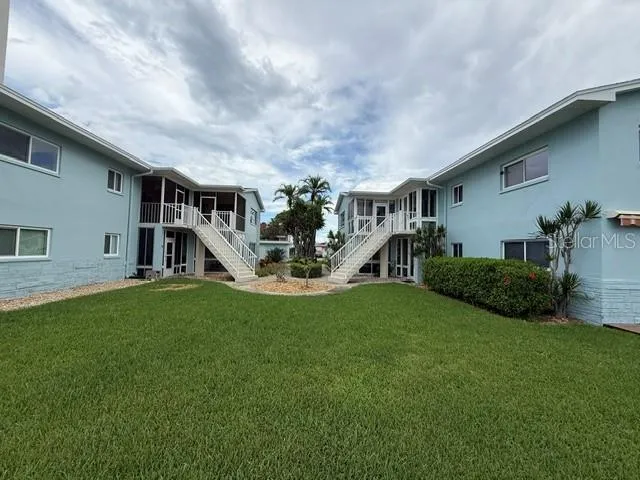 241 SKIFF POINT #3 Clearwater, FL 33767