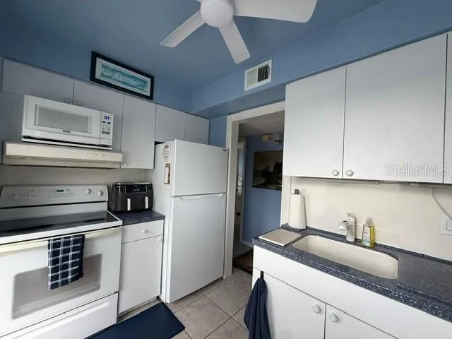 241 SKIFF POINT #3 Clearwater, FL 33767