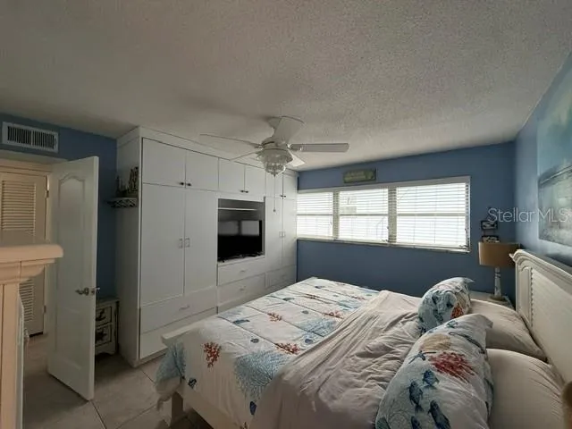 241 SKIFF POINT #3 Clearwater, FL 33767