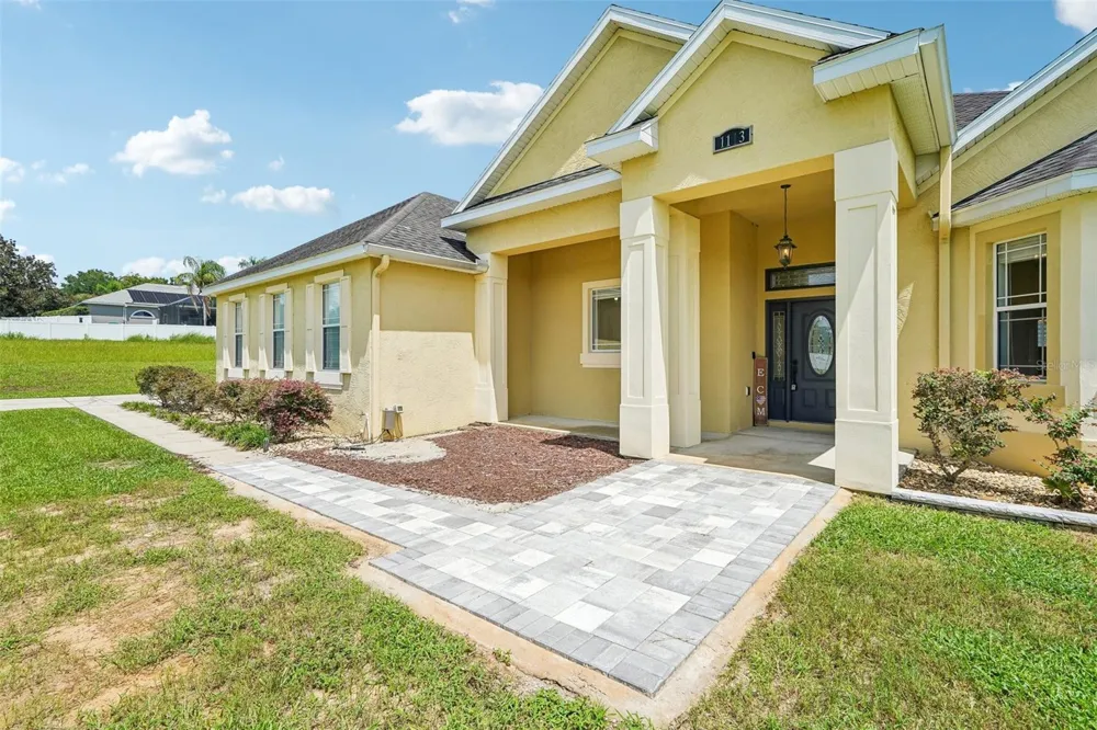 1113 MYRTLE BREEZES CT Fruitland Park, FL 34731