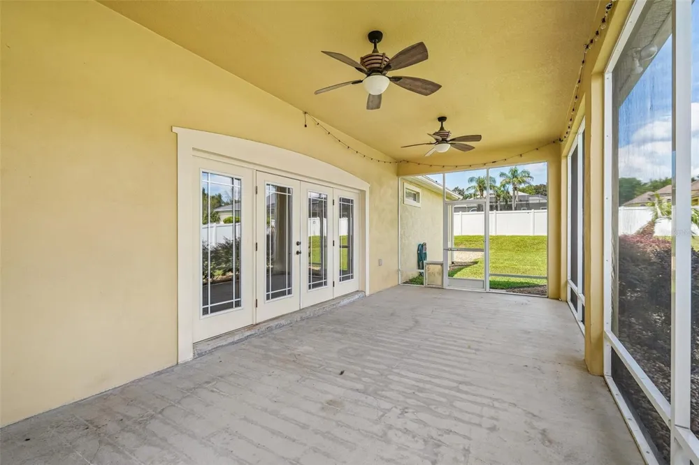 1113 MYRTLE BREEZES CT Fruitland Park, FL 34731