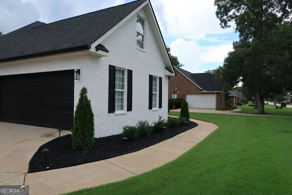 207 Brookewater LN Perry, GA 31069