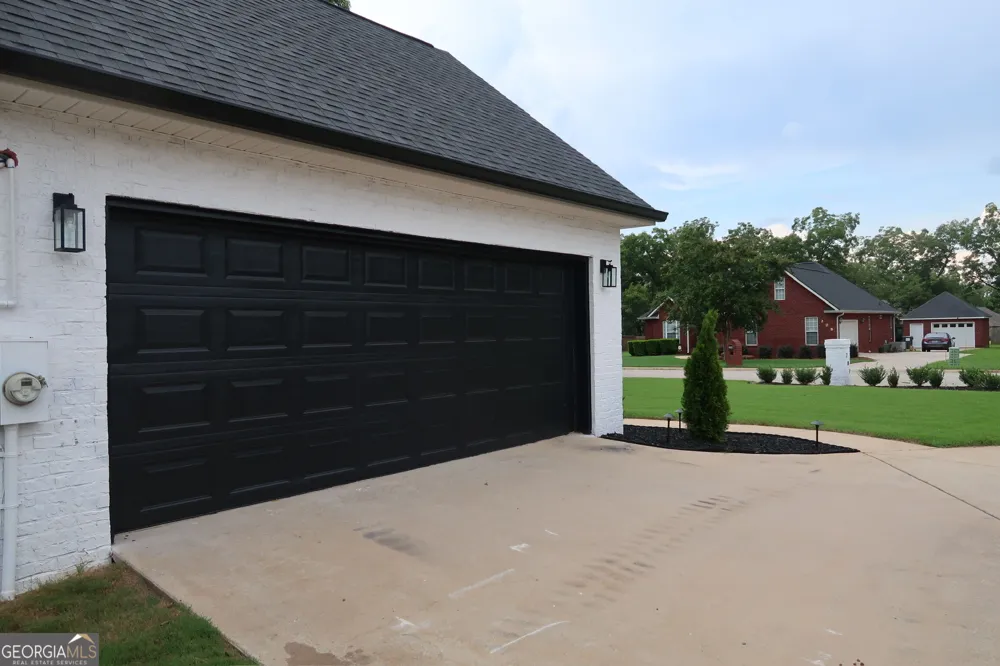 207 Brookewater LN Perry, GA 31069