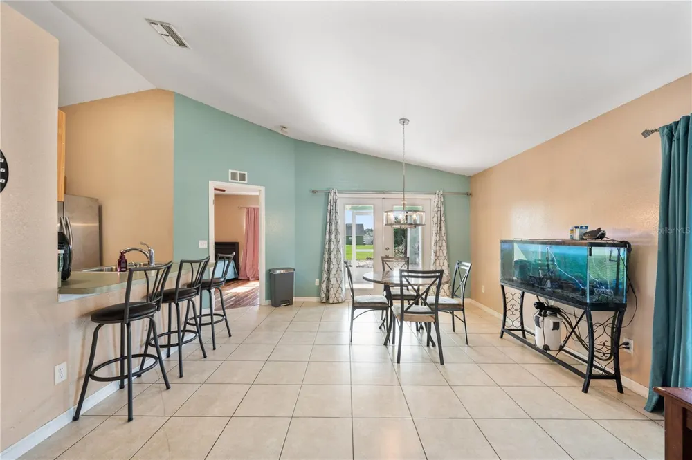 7859 SUGAR PINE BOULEVARD Lakeland, FL 33810